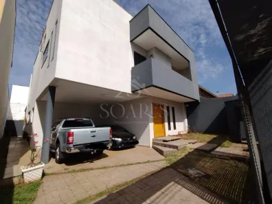 Casa com 3 Quartos à venda, 211m² no Universitário, Londrina