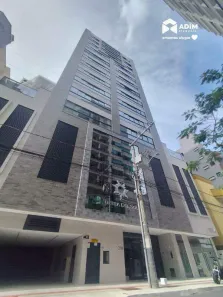 Apartamento com 3 Quartos para alugar, 115m² no Centro, Balneário Camboriú