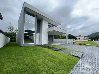 Casa com 4 Quartos à venda, 270m² no Ratones, Florianópolis