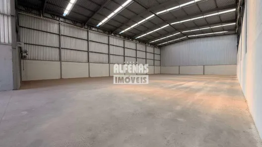 Galpão/Depósito/Armazém para alugar, 1520m² no Bandeirinhas, Betim