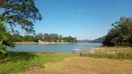 Fazenda/Sítio com 3 Quartos à venda, 15580m² no Dos Finco, São Bernardo do Campo