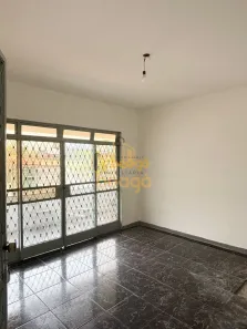 Casa com 3 Quartos à venda, 160m² no Planalto, Belo Horizonte