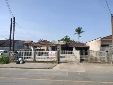 Casa com 3 Quartos à venda, 362m² no Ulysses Guimarães, Joinville