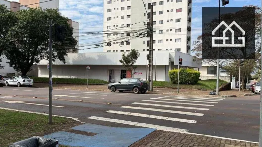 Sala Comercial para alugar, 1270m² no Centro, Cascavel