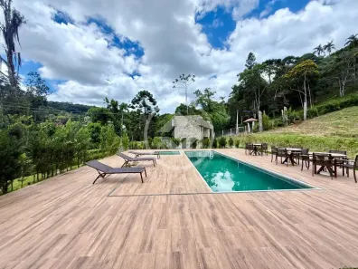 Lote/Terreno à venda, 566m² no Quebra Frascos, Teresópolis