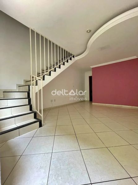 Casa com 2 quartos — Céu Azul, Belo Horizonte