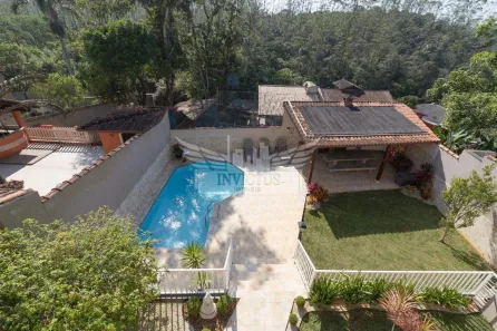 Sobrado com 4 Quartos à venda, 297m² no Represa, Ribeirão Pires