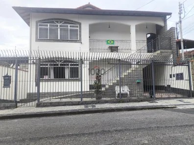 Casa com 8 Quartos à venda, 359m² no Jardim Glória, Juiz de Fora