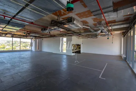 Sala Comercial para alugar, 706m² no Pinheiros, São Paulo