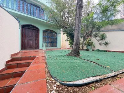 Casa com 4 Quartos à venda, 263m² no Vila Trujillo, Sorocaba