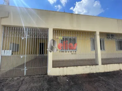 Casa com 3 Quartos à venda, 375m² no Parque Vista Alegre, Bauru