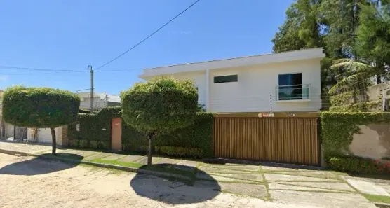 Casa com 3 Quartos à venda, 450m² no De Lourdes, Fortaleza