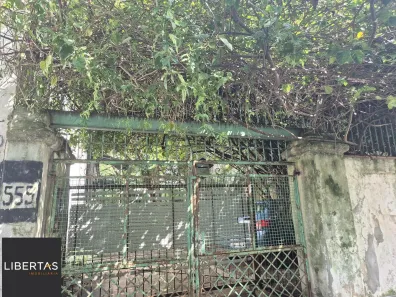 Lote/Terreno à venda, 303m² no Santana, Porto Alegre