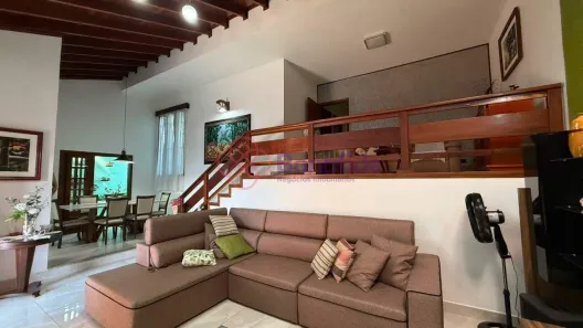 Casa com 3 Quartos à venda, 330m² no Jardim do Lago, Jundiaí