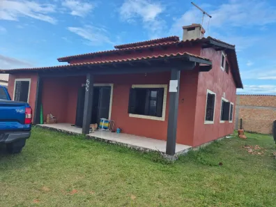 Casa com 3 Quartos à venda, 81m² no , Torres