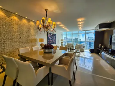 Apartamento com 3 Quartos à venda, 135m² no Centro, Balneário Camboriú