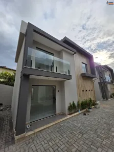 Casa de Condomínio com 4 Quartos à venda, 132m² no Ipitanga, Lauro de Freitas