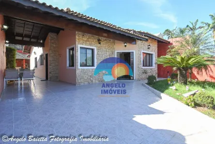 Casa com 3 Quartos à venda, 180m² no Bal Stella Maris, Peruíbe