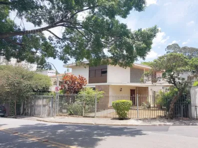 Sobrado com 3 Quartos para alugar, 291m² no Vila Madalena, São Paulo