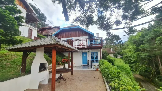 Casa de Condomínio com 4 Quartos à venda, 220m² no Jardim Andira, Campos do Jordão