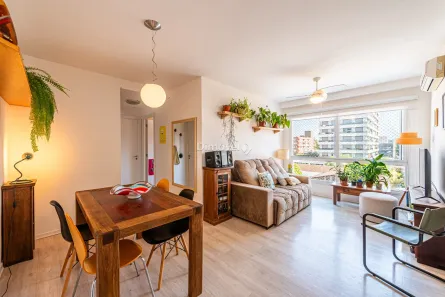 Apartamento com 2 Quartos à venda, 70m² no Tristeza, Porto Alegre