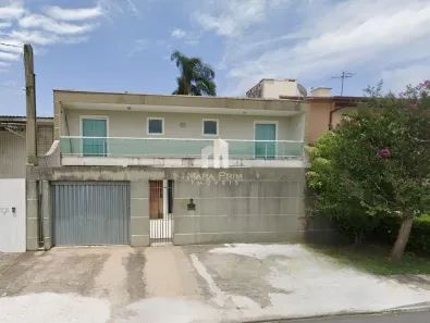 Sobrado com 5 Quartos à venda, 320m² no Uberaba, Curitiba