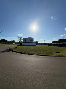 Lote/Terreno à venda, 304m² no Jardim Limoeiro, Camaçari