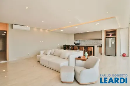 Casa de Condomínio com 4 Quartos à venda, 572m² no Tamboré, Barueri