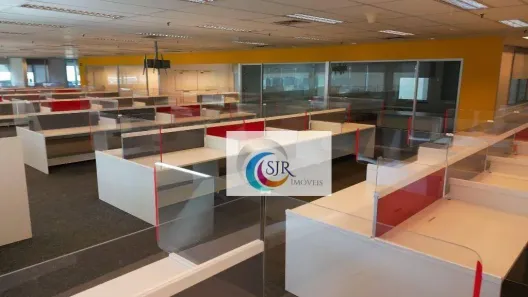 Sala Comercial para alugar, 647m² no Vila Gertrudes, São Paulo
