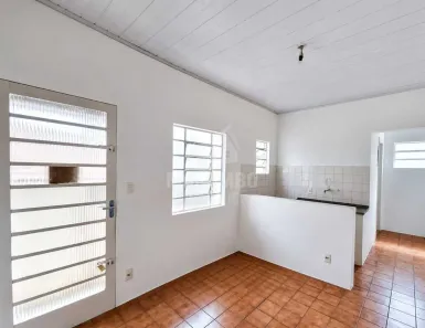 Casa com 2 Quartos para alugar, 64m² no Centro, Itatiba
