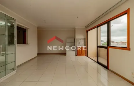 Apartamento com 2 Quartos à venda, 90m² no Passo da Areia, Porto Alegre