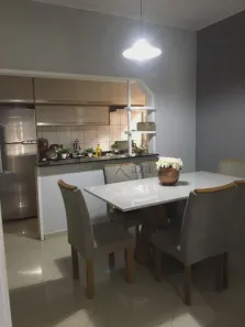 Sobrado com 2 Quartos à venda, 116m² no Jardim Santa Marina, Jacareí