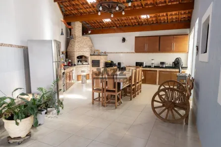 Casa com 3 Quartos à venda, 140m² no Vila Formosa, Jacareí
