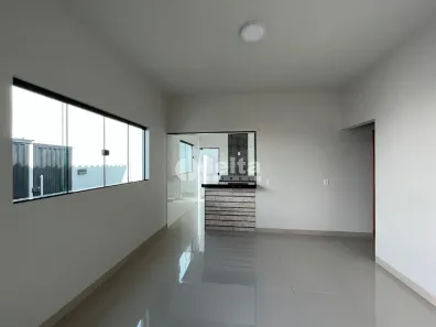 Casa com 3 Quartos à venda, 70m² no Segismundo Pereira, Uberlândia