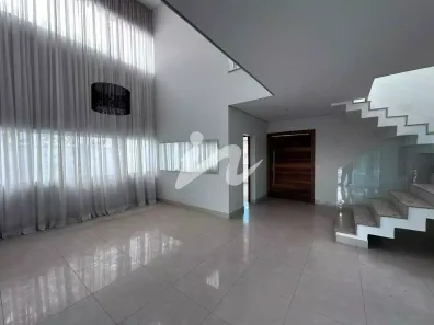 Casa de Condomínio com 3 Quartos para alugar, 260m² no Nova Uberlândia, Uberlândia
