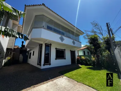 Casa com 3 Quartos à venda, 137m² no Ferraz, Garopaba