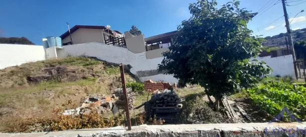Lote/Terreno à venda, 472m² no Salgado Filho, Caxias do Sul