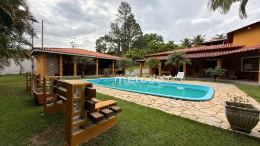 Fazenda/Sítio com 5 Quartos à venda, 385m² no Parque Agrinco, Guararema