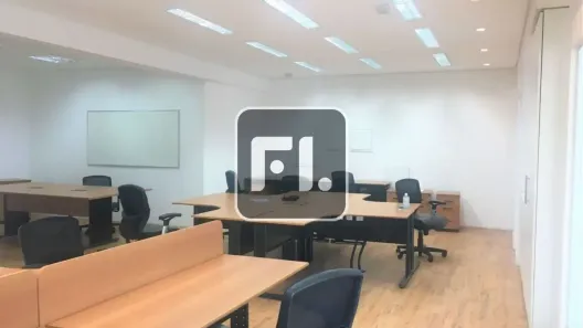 Sala Comercial para alugar, 221m² no Jardim Europa, São Paulo