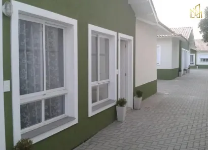 Casa de Condomínio com 2 Quartos à venda, 53m² no Niterói, Canoas