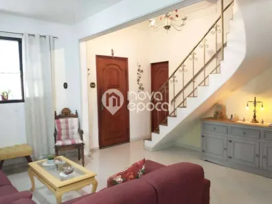 Casa com 6 Quartos à venda, 236m² no Grajaú, Rio de Janeiro
