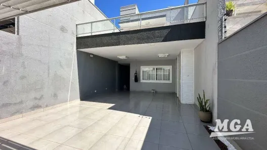 Sobrado com 3 Quartos à venda, 206m² no Panorama, Foz do Iguaçu