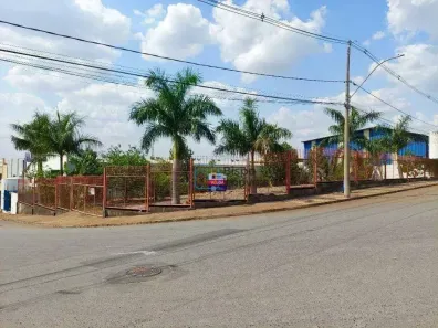 Lote/Terreno para alugar, 1400m² no Salto Grande, Americana