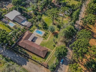 Fazenda/Sítio com 6 Quartos à venda, 270m² no Contorno, Ponta Grossa