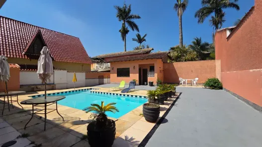 Casa de Condomínio com 6 Quartos à venda, 600m² no Anil, Rio de Janeiro