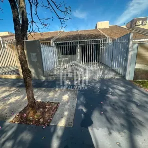 Casa com 3 Quartos à venda, 100m² no Conjunto João de Barro Itaparica, Maringá