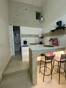 Apartamento com 1 Quarto para alugar, 18m² no Bairro do Colonia, Jacareí