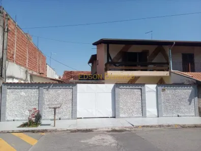 Sobrado com 3 Quartos à venda, 165m² no Residencial e Comercial Cidade Morumbi, Pindamonhangaba