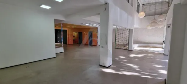 Imóvel Comercial com 6 Quartos para alugar, 390m² no Centro, Campinas