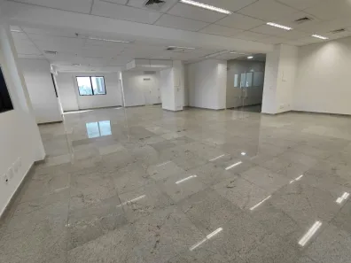 Sala Comercial para alugar, 130m² no Parque Campolim, Sorocaba